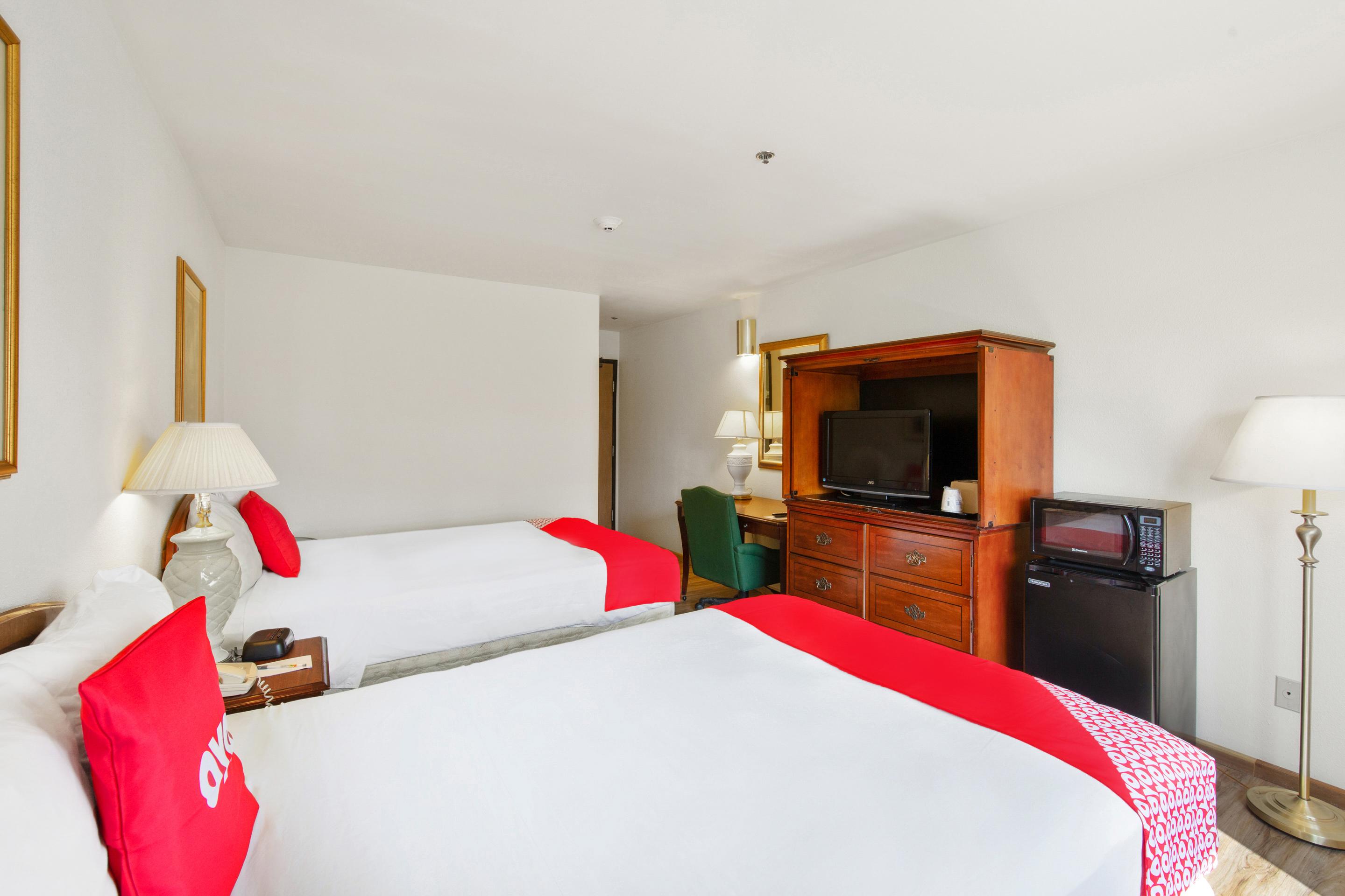 Oyo Hotel Portage I-94 Екстер'єр фото