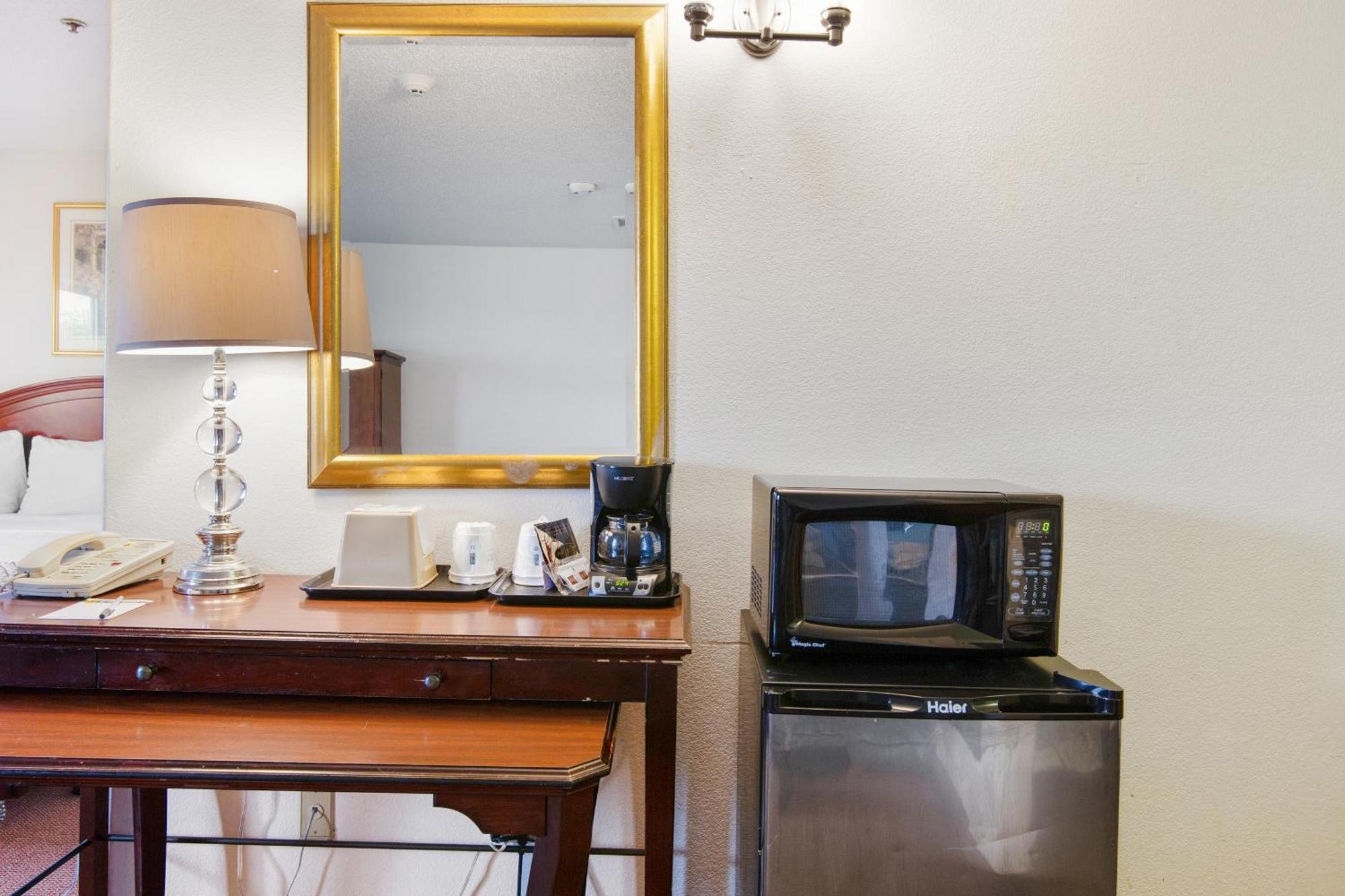 Oyo Hotel Portage I-94 Екстер'єр фото