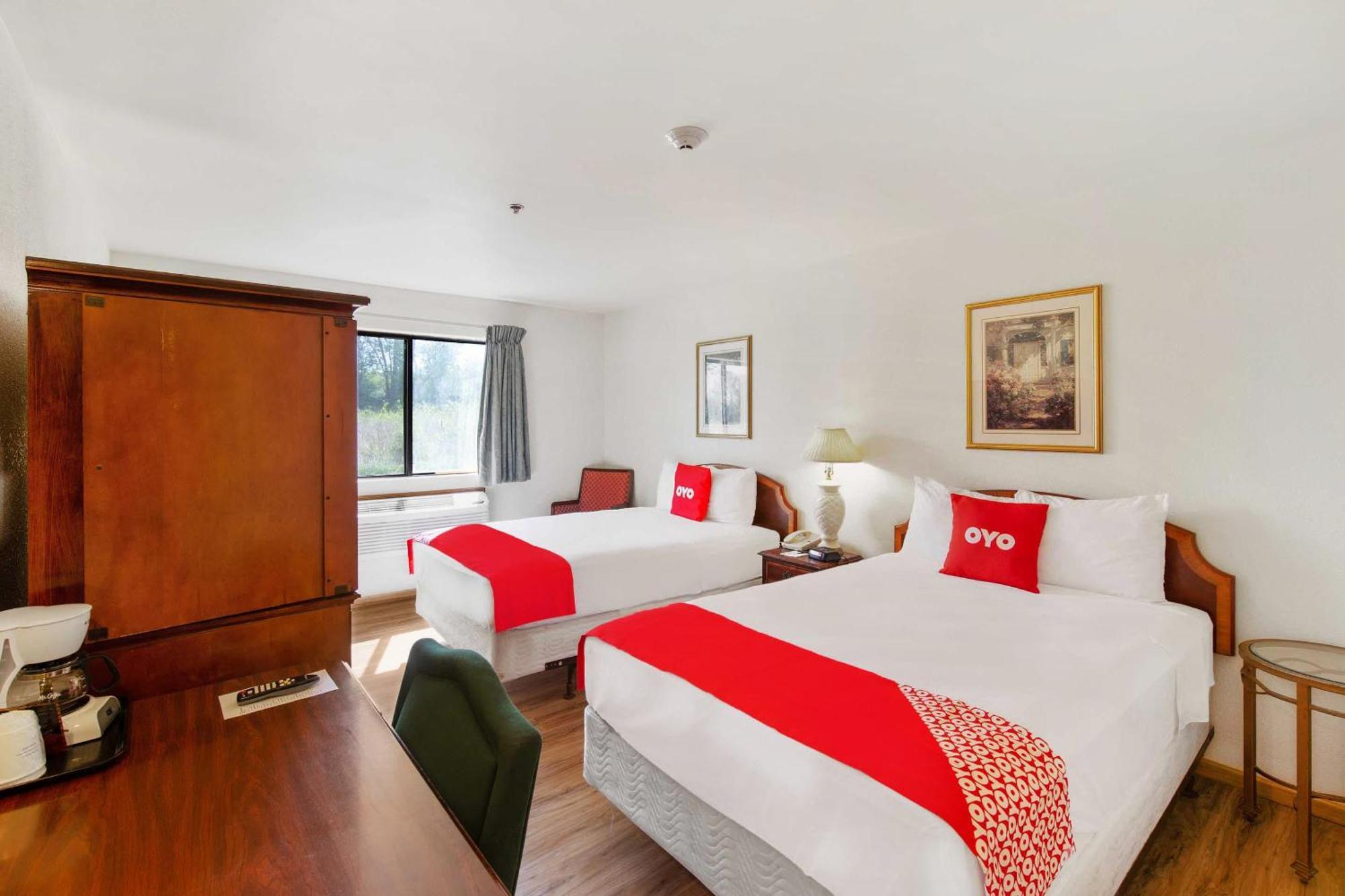 Oyo Hotel Portage I-94 Екстер'єр фото