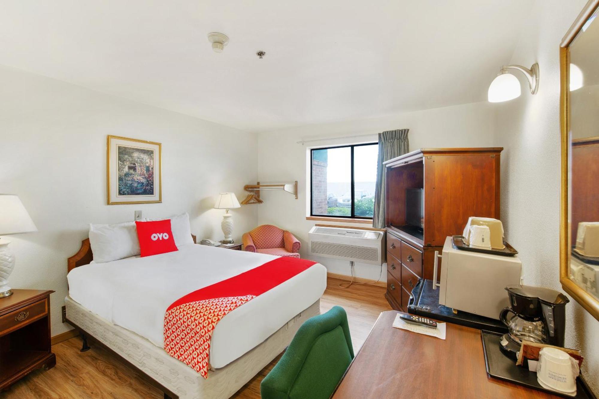 Oyo Hotel Portage I-94 Екстер'єр фото